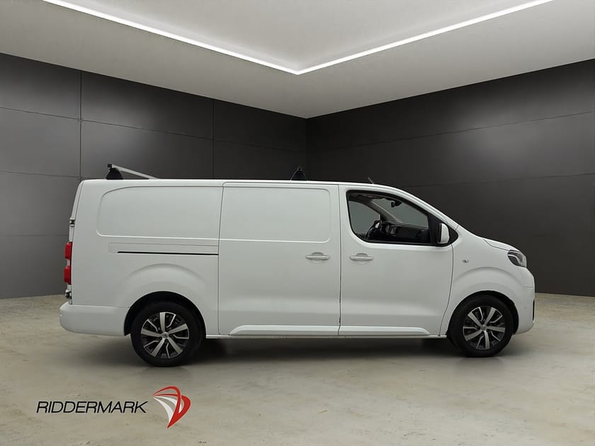 Bild 2 av Toyota Proace L3 Ny-Kamrem Värmare Drag Kamera HUD 2xDörrar