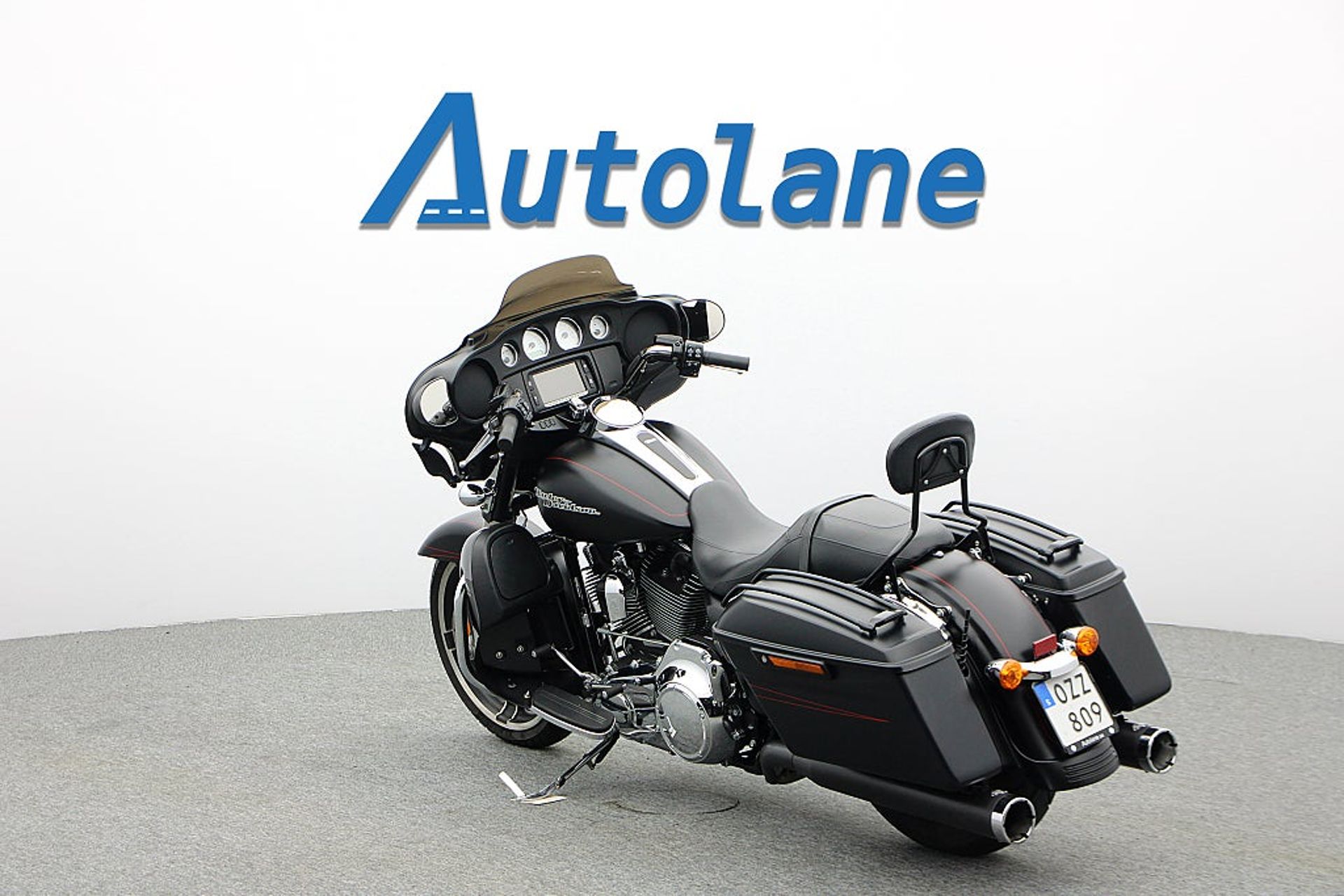 Harley-Davidson Street Glide 2016, photo 3/10