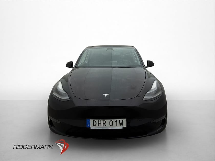 Bild 3 av Tesla Model Y Long Range AWD 514hk MOMS Adp-fart Drag Pano