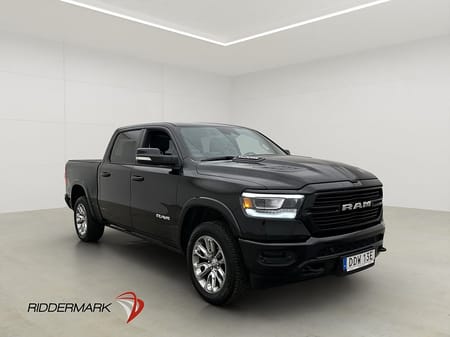 RAM 1500 Crew Cab Dodge Laramie Sport 5.7 4x4 Drag Luft Pano H/K Moms