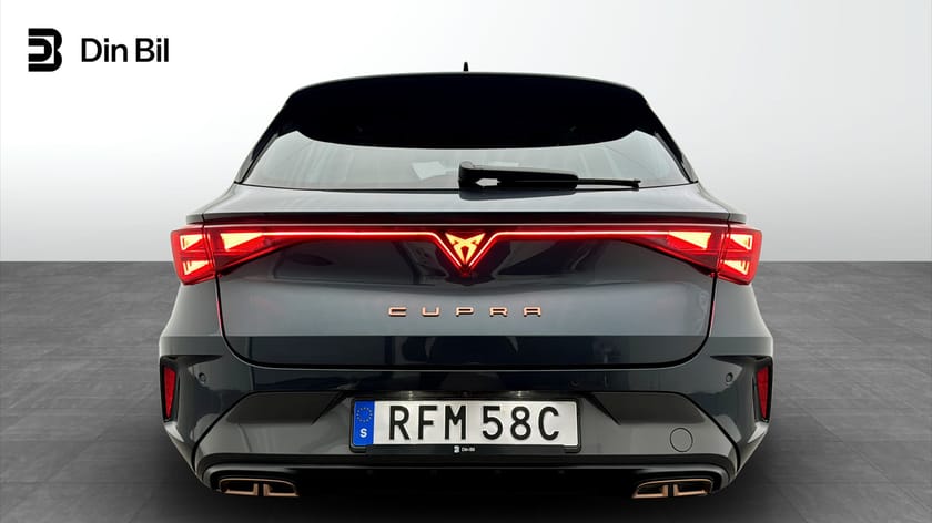 Bild 5 av CUPRA Leon Sportstourer VZ e-Hybrid 1.5 272 HK / Drag