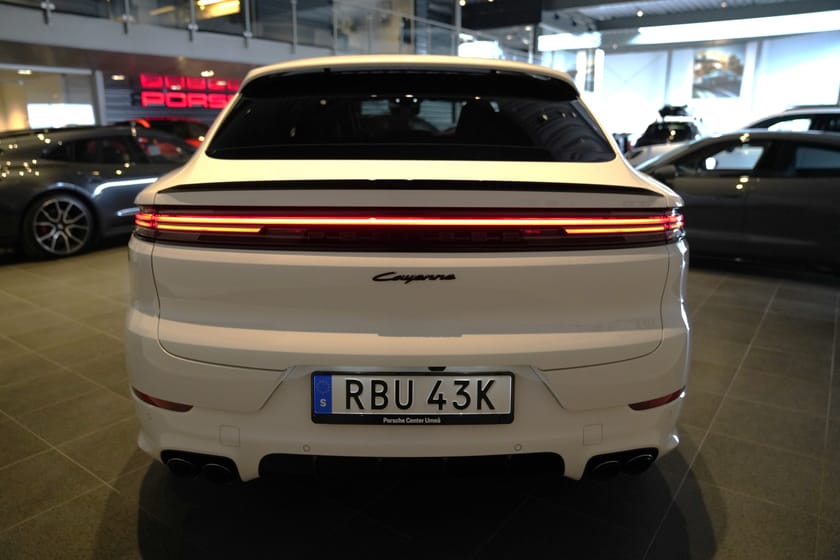 Bild 3 av Porsche Cayenne Coupé E-Hybrid