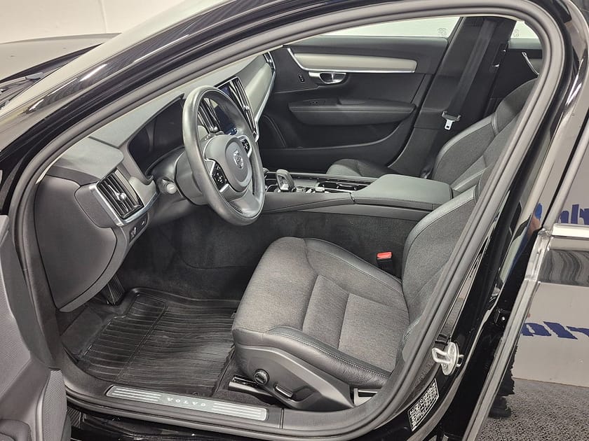 Bild 2 av Volvo V90 B4 MILDHYBRID 197HK Advanced
