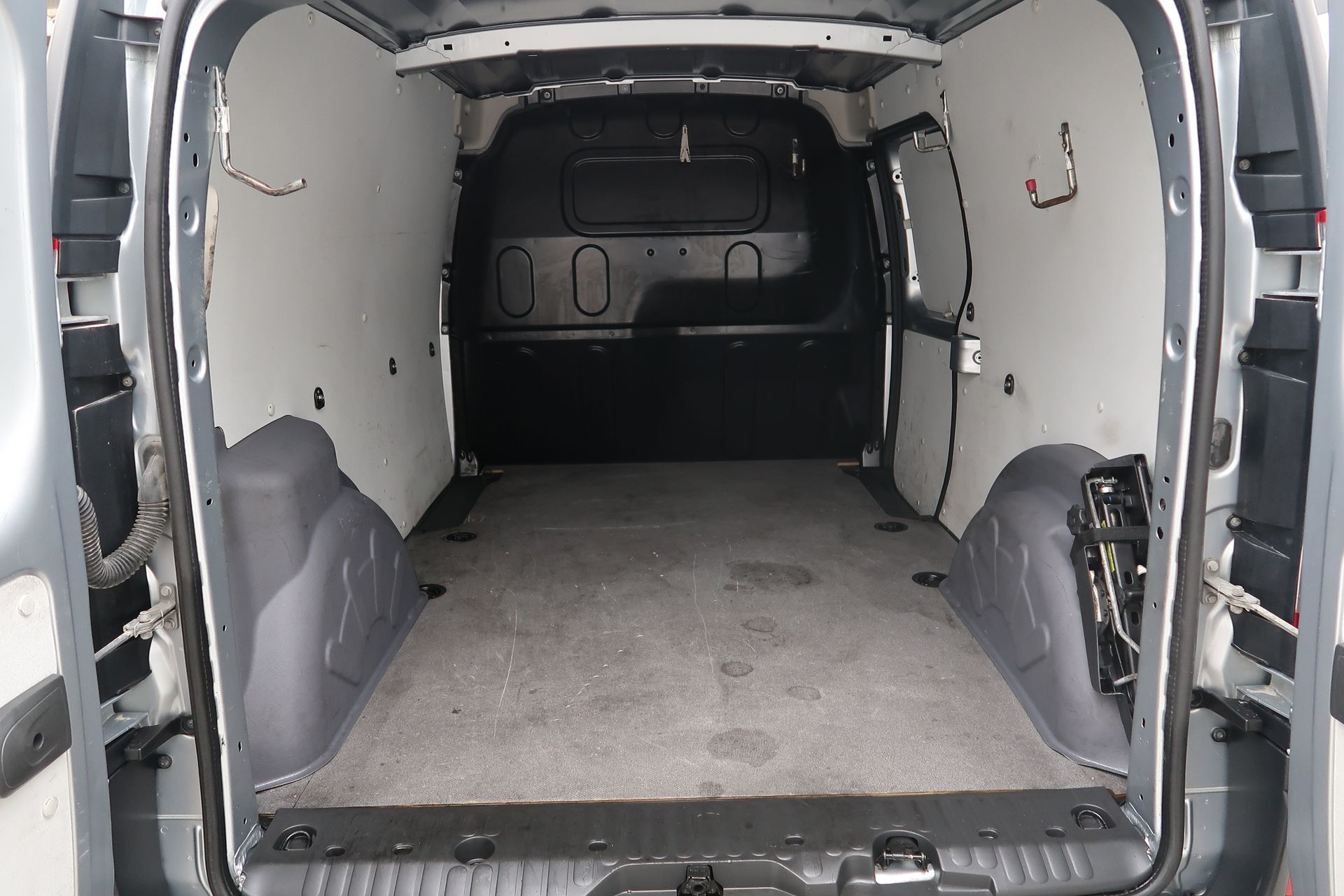 Nissan NV250 95hk dCi 2022, bild 4/10