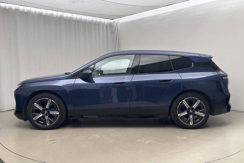 Bild 2 av BMW iX xDrive40