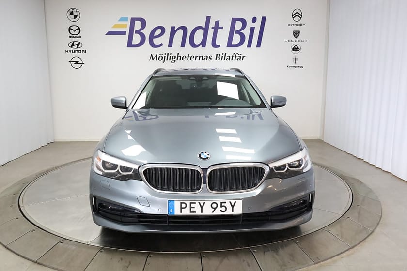 Bild 3 av BMW 520d xDrive Touring Sport line |Värmare | Dragkrok | HiFi