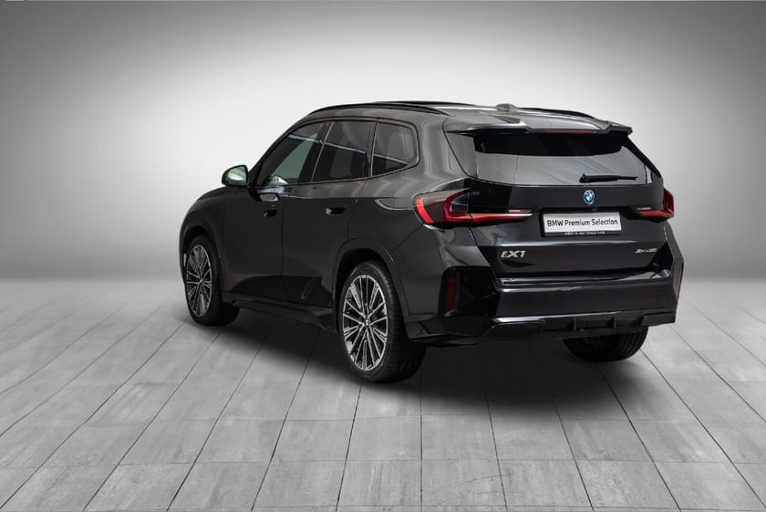 Bilde 3 av BMW iX1 xDrive30 Supercharged Premium E. (K)