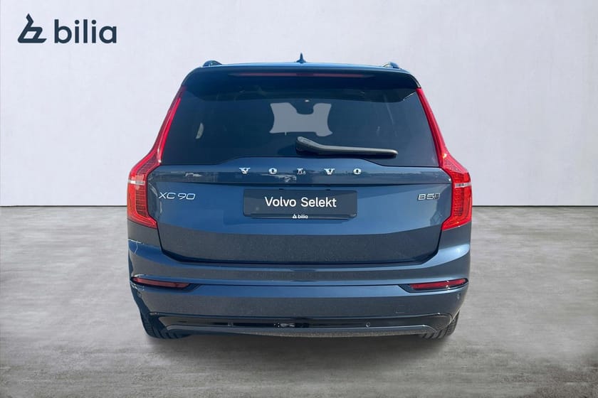 Bild 5 av Volvo XC90 7 Säten B5 AWD Diesel Plus Dark, Dragkrok, 360 kamera