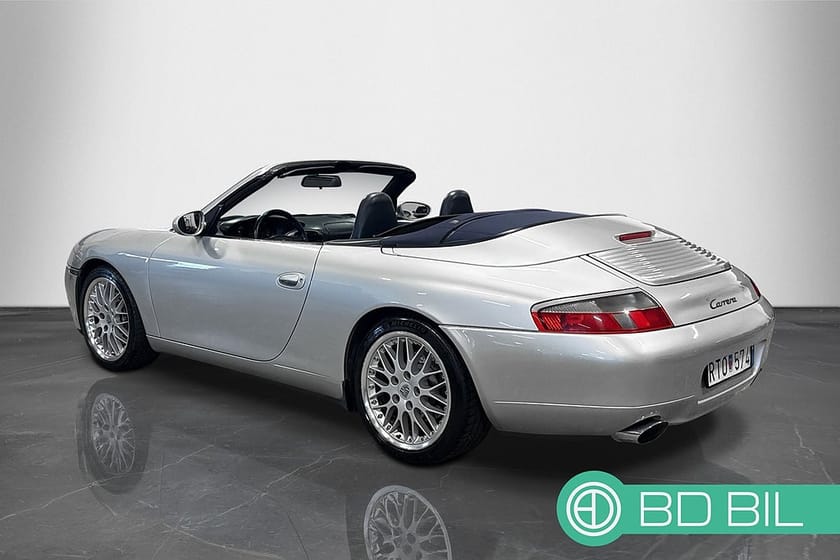 Bild 4 av Porsche 911 Carrera Cabriolet 996 /Cab/Manuell/Väldokumenterad/Få Brukare