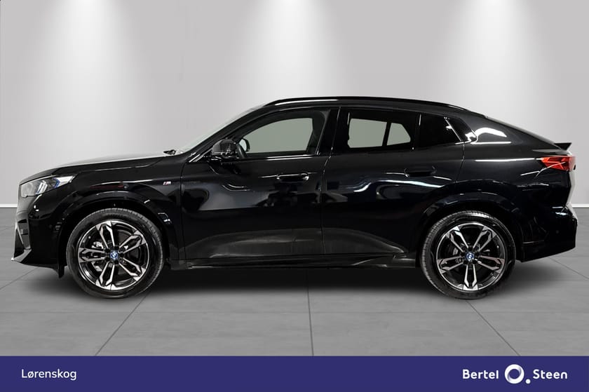 Bilde 2 av BMW iX2 xDrive30 M Sport BSI-Avtale| HarmanKardon | HUD | 360°