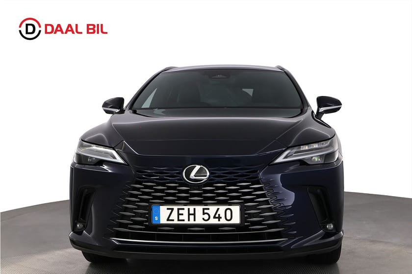 Bild 2 av Lexus RX 450h+ E-CVT AWD 309HK LUXURY LINE M/L®  HUD 360KAM DRAG