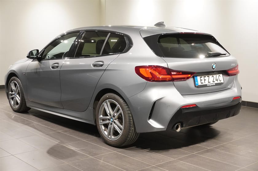 Bild 2 av BMW 118i M Sport Navi Rattvärme Tonade Kamera