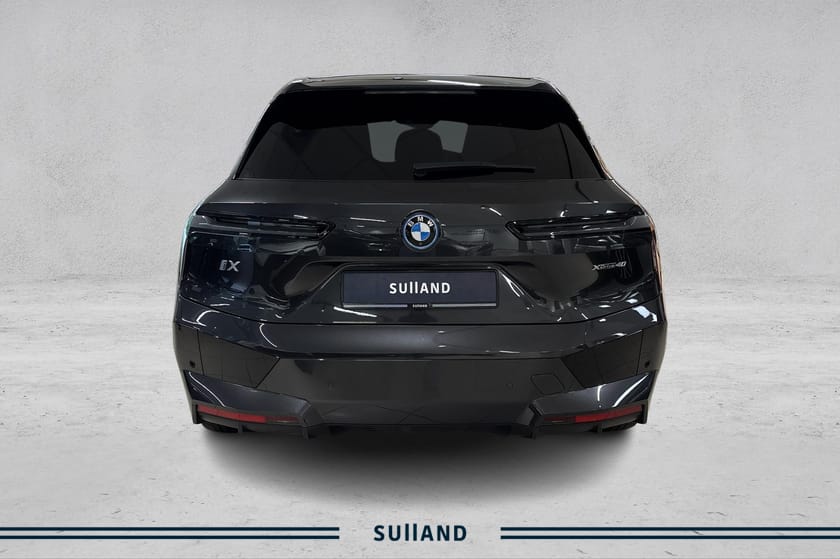 Bilde 4 av BMW iX xDrive40 Signature-package | Sportspakke | Velholdt