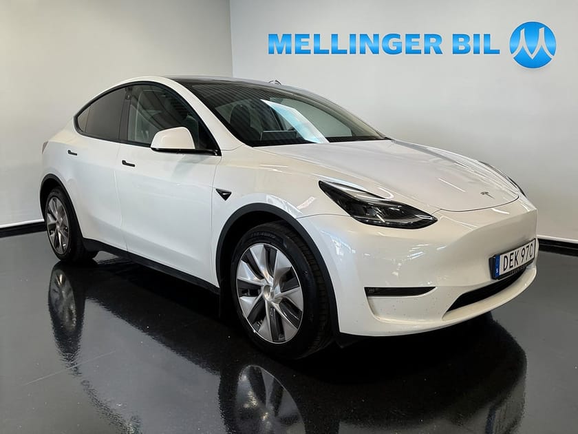 Bild 1 av Tesla Model Y Long Range AWD Panorama Kamera Autopilot Drag