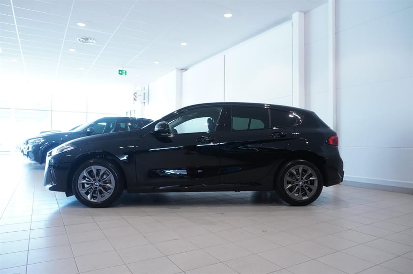 Bild 3 av BMW 120 Automat Navigation Rattvärme Tonade Rutor Pl 3495 -