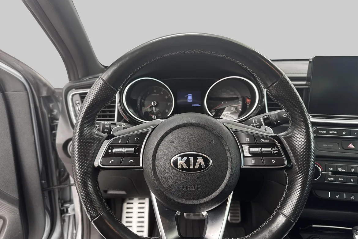 picture of a car