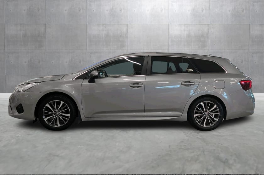 Bilde 2 av Toyota Avensis Stasjonsvogn Touring Sports 1,8 Aut. Active - LED - Hengerfeste