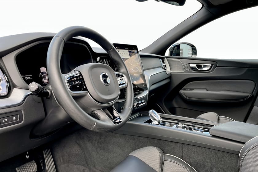 Bild 5 av Volvo XC60 T6 Plus Black Nordic Edition