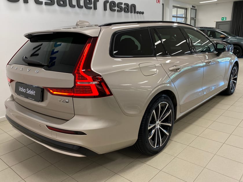 Bild 4 av Volvo V60 T6 Plus Dark Edition