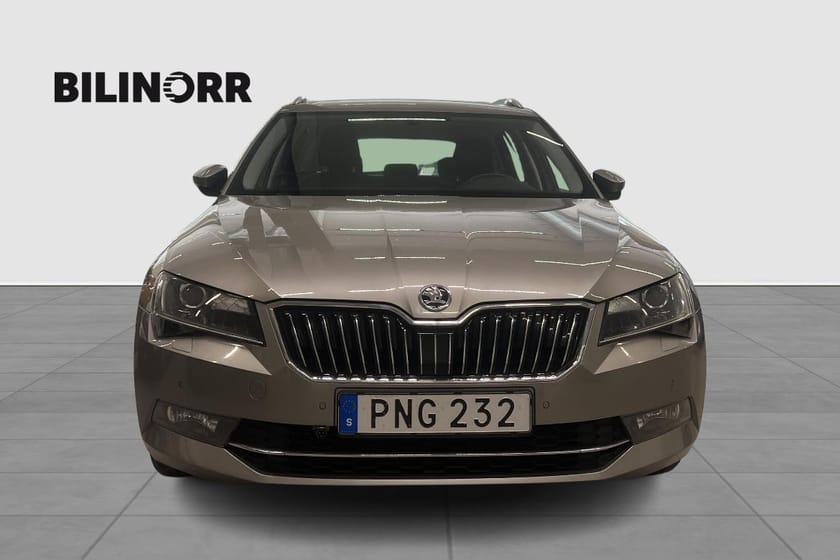 Bild 5 av Škoda Superb Kombi Style, Vhjul, Mvärm, Drag