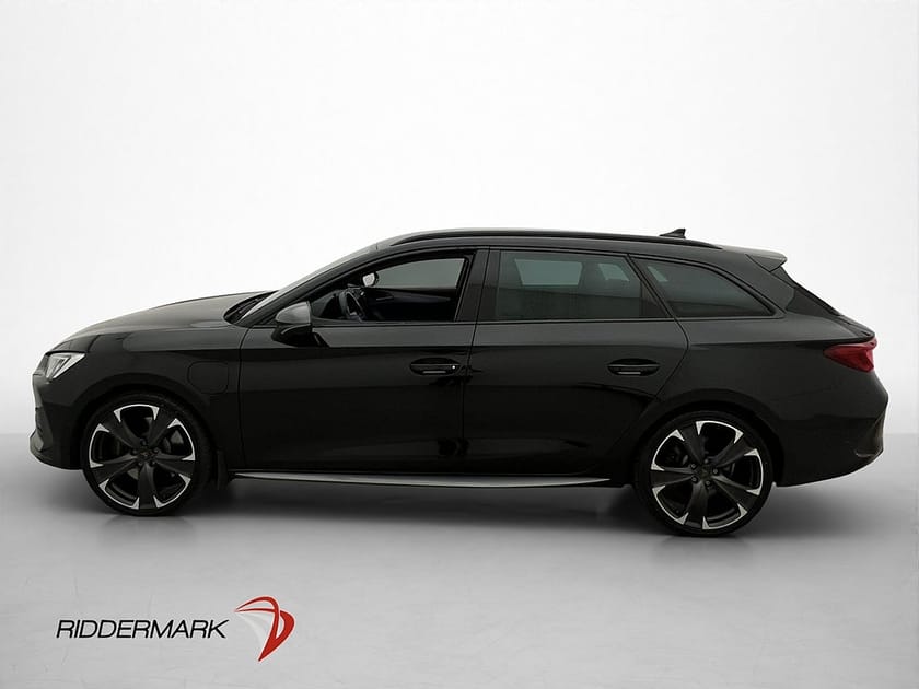 Bild 5 av CUPRA Leon Sportstourer e-Hybrid 245hk Kamera Navi Halvskinn Drag MOMS