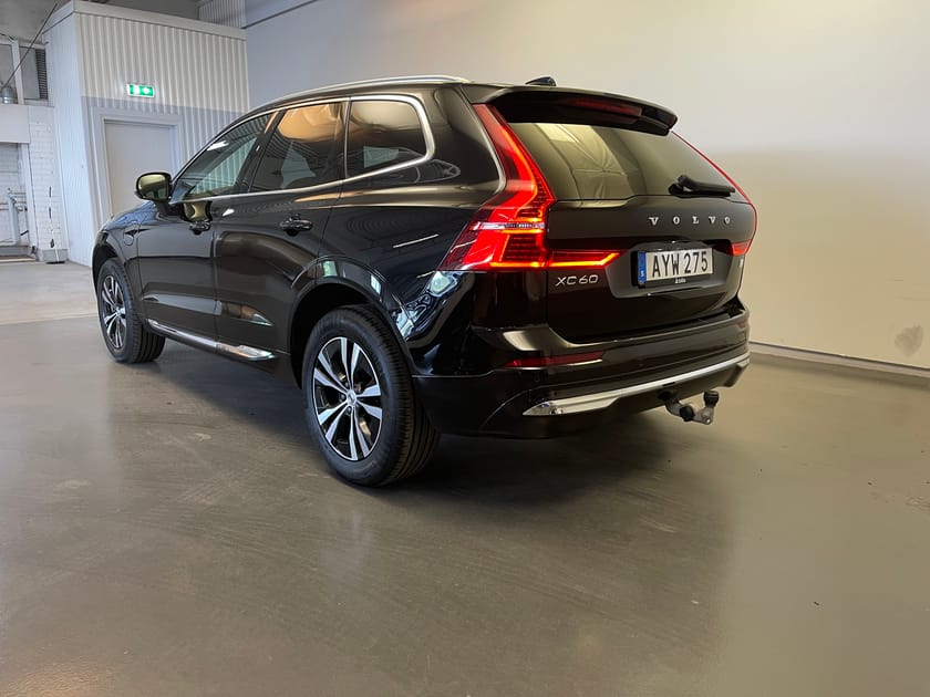 Bild 5 av Volvo XC60 Recharge T6 Core Bright / Dragkrok / Navigation / Backkamera / Panorama tak /