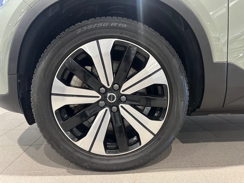 Bild 3 av Volvo XC40 Recharge Core/ navigation/Backkamera