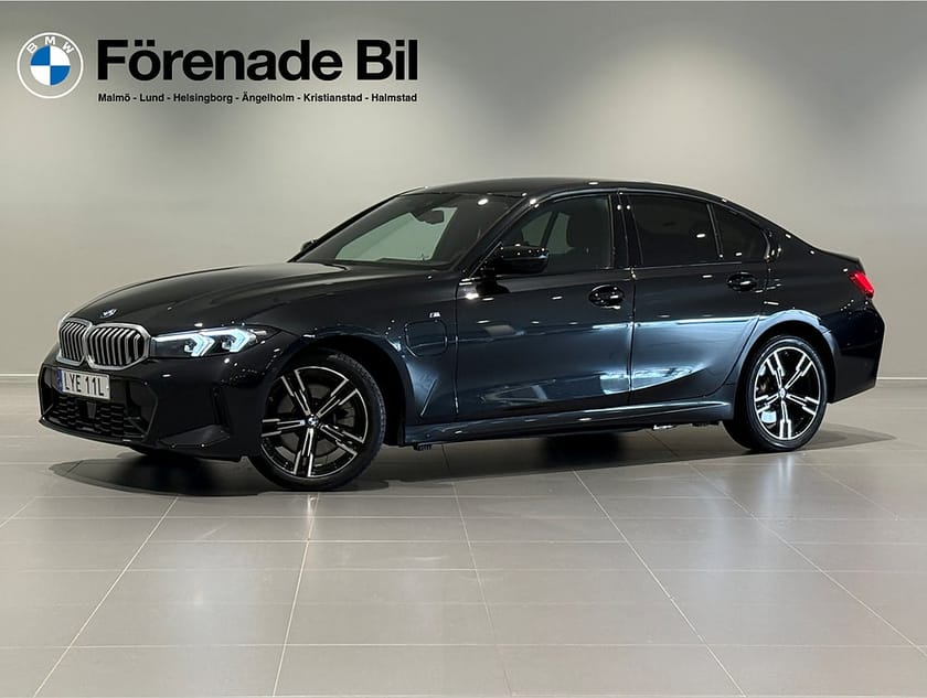 Bild 1 av BMW 330e Sedan M Sport HiFi Adpt Farth Park Assist Svankstöd 18"