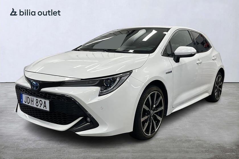 Bild 1 av Toyota Corolla Hybrid e-CVT Style 122hk Backkamera Rattvärme