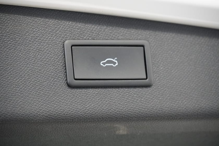 Bild 5 av CUPRA Leon Sportstourer e-Hybrid VZ - Drag, Kamera, MM!