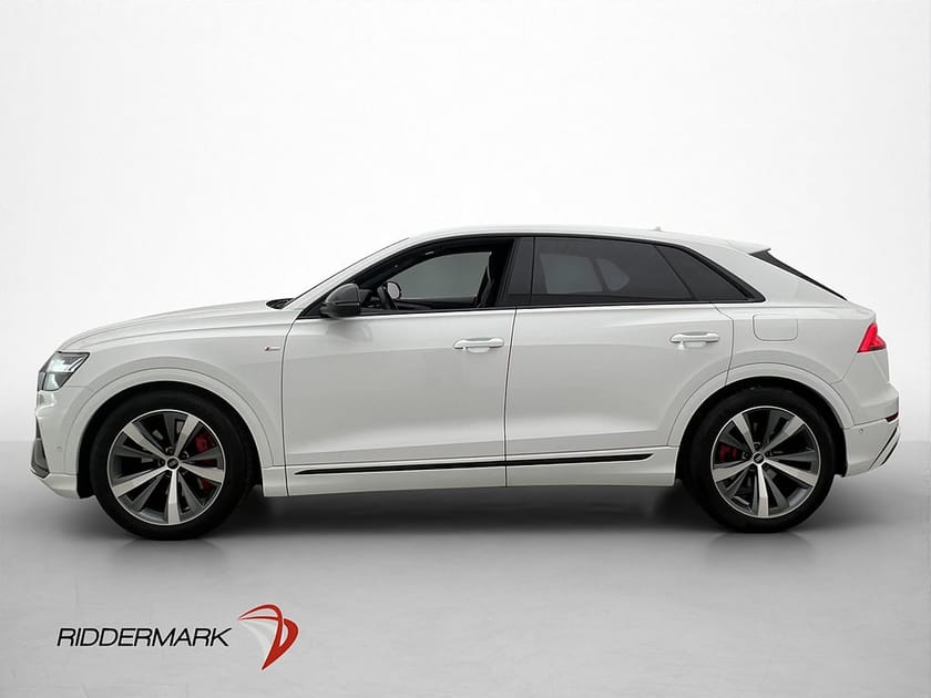 Bild 4 av Audi Q8 60 TFSI e quattro 462hk S-line B&O Kamera Navi Drag