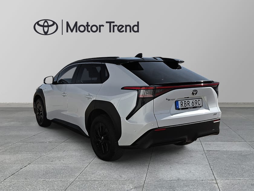 Bild 3 av Toyota bZ4X