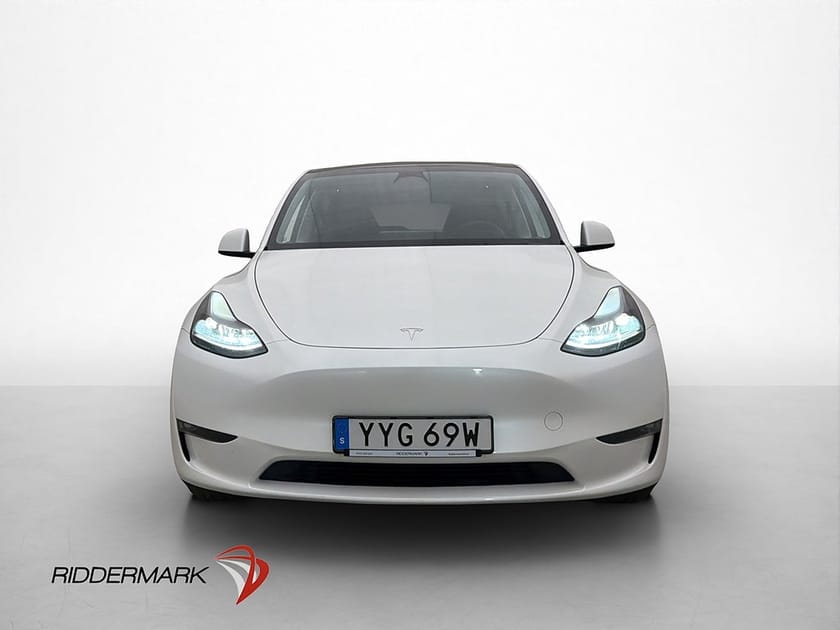Bild 3 av Tesla Model Y Long Range AWD 1 Brukare Värmare Drag Pano AP