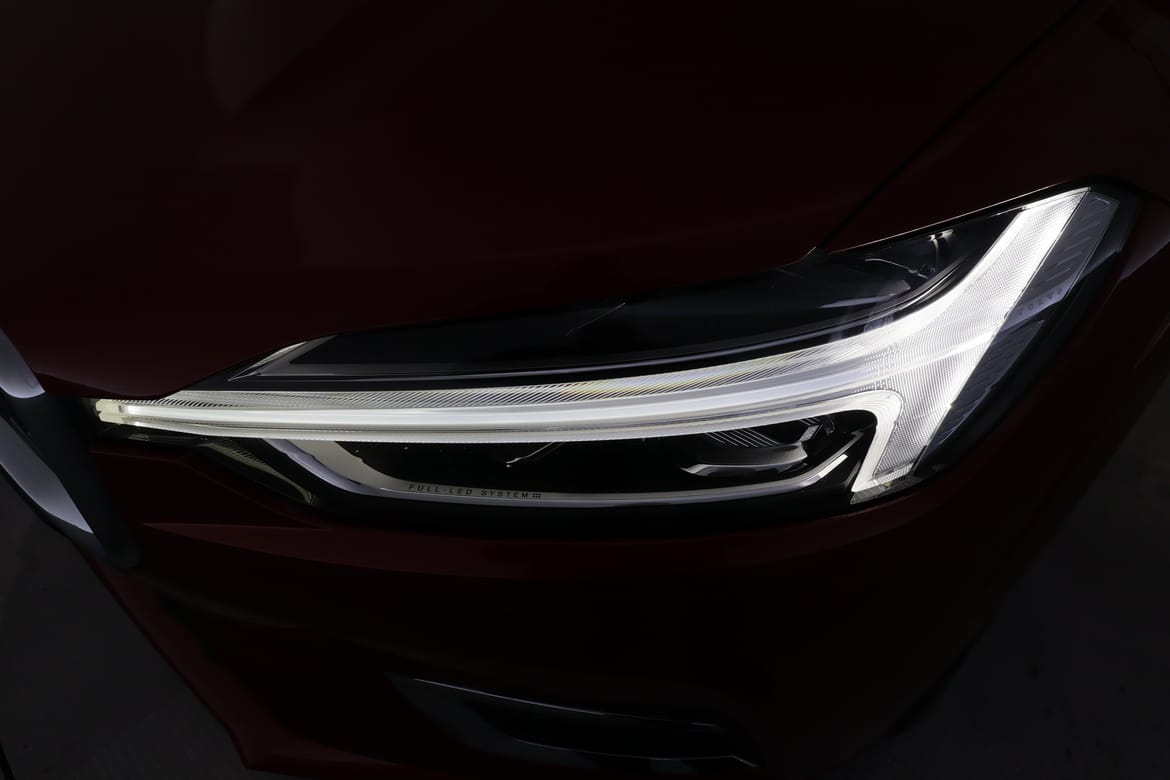 Volvo XC60 2020 - miniatyr 37
