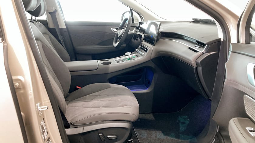 Bild 3 av MG S6 EV Dual Motor