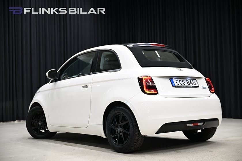 Bild 3 av Fiat 500Ce Ce 42 kWh 118HK Cab|Navi|AppleCarplay|