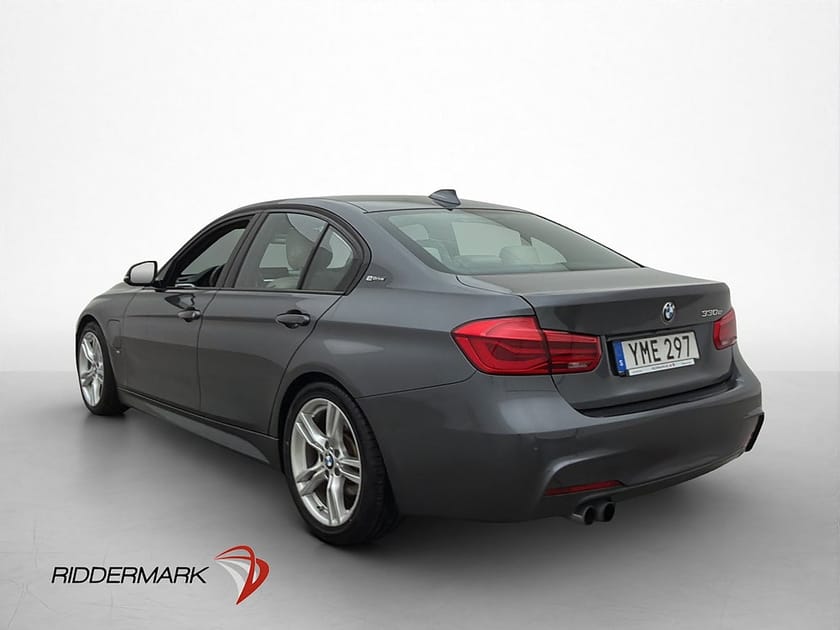 Bild 5 av BMW 330e Sedan 252hk M Sport Pano H/K HUD  Surround Skinn Kamera