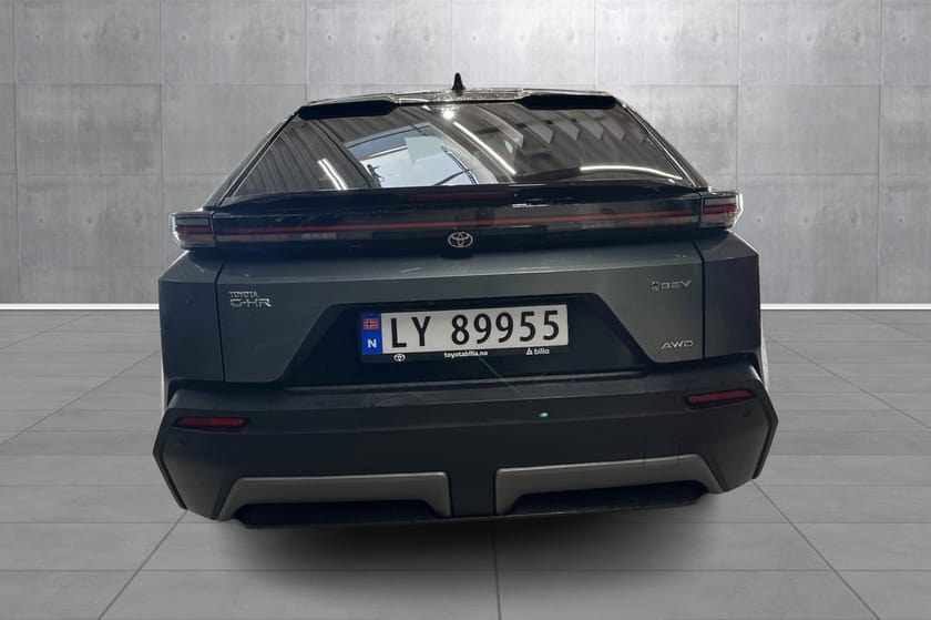 Bilde 4 av Toyota C-HR+