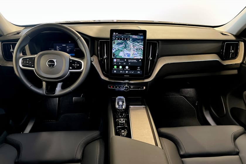 Bild 4 av Volvo XC60 T6 Plus Dark Nordic Edition