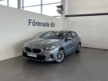 BMW 120 Automat Rattvärme Backkamera 17" Drive/Park Assist