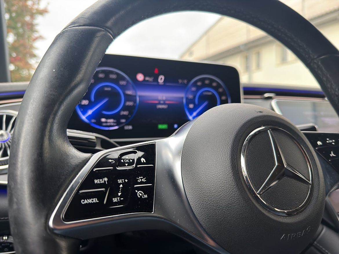 Mercedes-Benz EQE 350+, bild 18 av 21