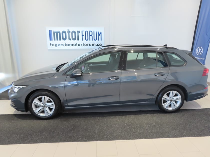Bild 2 av Volkswagen Golf Sportscombi TSI 150 HK Drag Värmare Vhjul