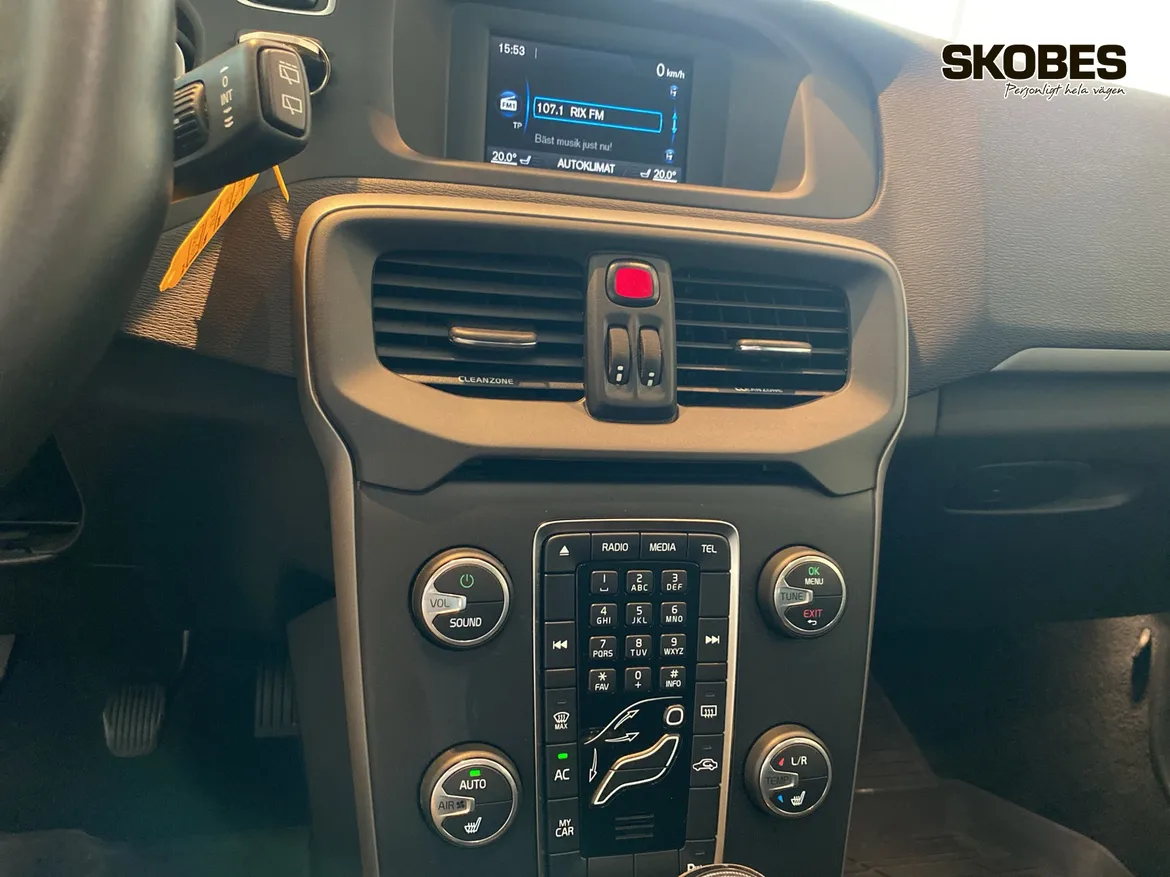 Volvo V40
