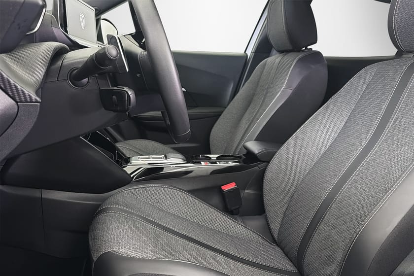 Bild 4 av Peugeot 2008 1.2 PureTech Allure/ Backkamera