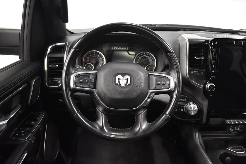 Bild 2 av RAM 1500 Crew Cab 5.7 V8 HEMI 4x4 Laramie Night Edition Drag Pano Luft Moms