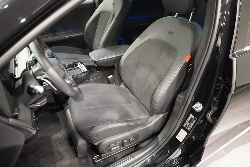 Bild 4 av Hyundai Ioniq 5 AWD 84kWh 325hk Techpkt 20 Pano 360