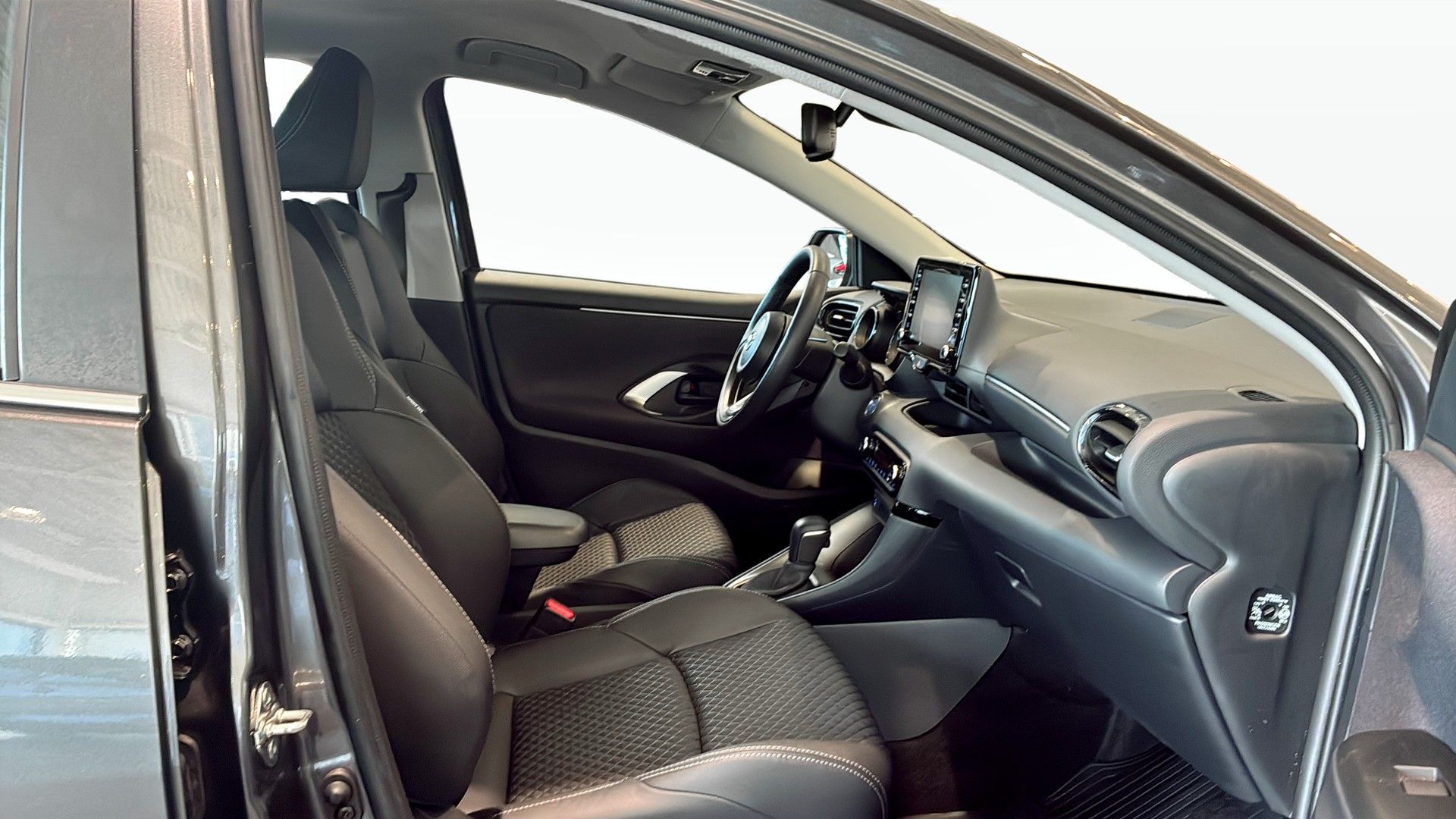 Mazda 2 Hybrid Automatic 116hp 2023, bild 3/10