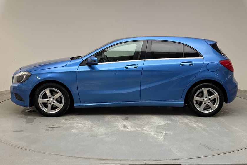 Bild 2 av Mercedes-Benz A 180 CDI 5dr W176 (109hk) Style GPS Backkamera