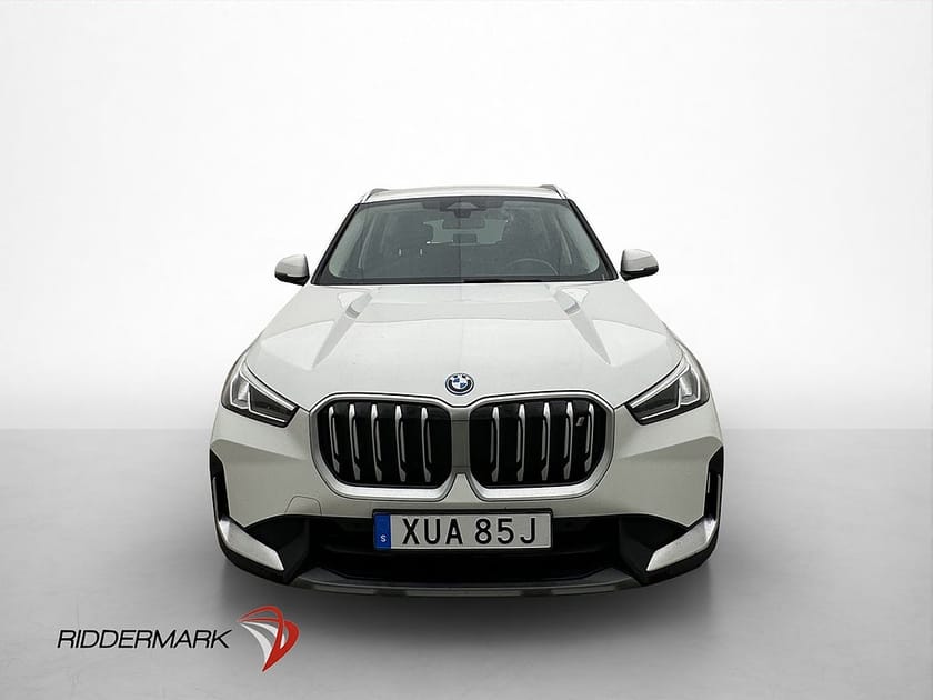 Bild 2 av BMW iX1 xDrive30 Dragkrok Kamera Widescreen CarPlay MOMS