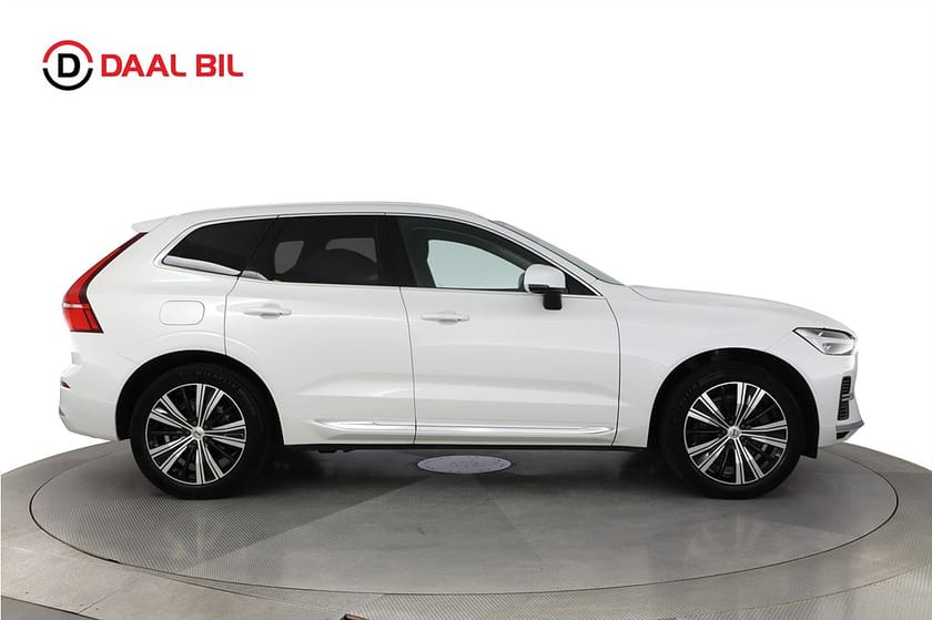 Bild 5 av Volvo XC60 RECHARGE T6 AWD 18,8 kWh 350HK CORE DRAG B-KAM PANO